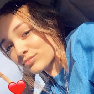 Meet your Posher, Sarina